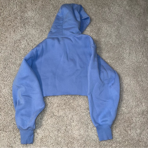 Balance Athletica (Vitality) Cloud Cropped Hoodie - Picture 3 of 8